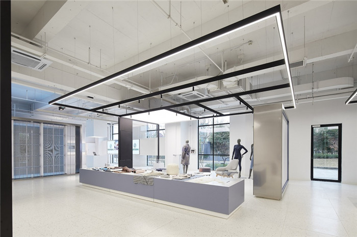 宏鈺堂展廳裝修公司推薦圣東尼材料展廳裝修設計方案