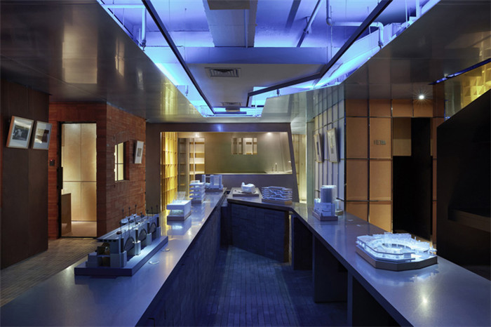 靈活多變的上海專業(yè)設計公司辦公室裝修設計實景圖