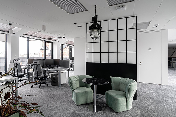 特種化工產(chǎn)品公司工業(yè)風(fēng)廠房辦公樓員工休閑區(qū)裝修設(shè)計實景圖