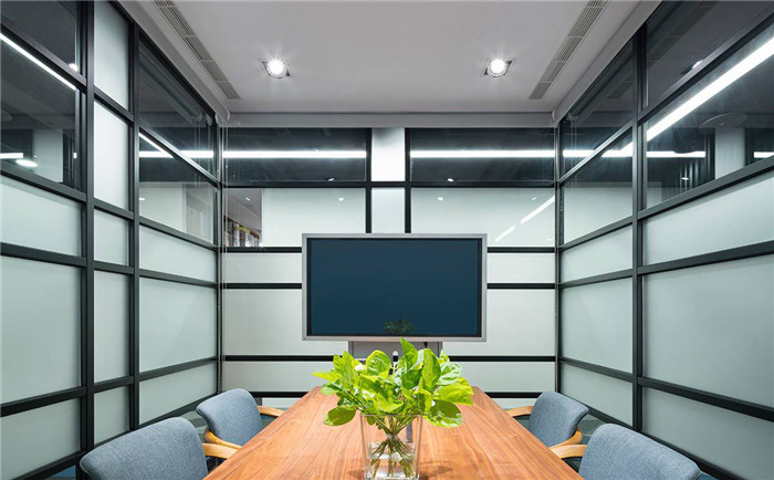 鄭州最好的辦公室裝修公司宏鈺堂推薦小會議室裝修案例