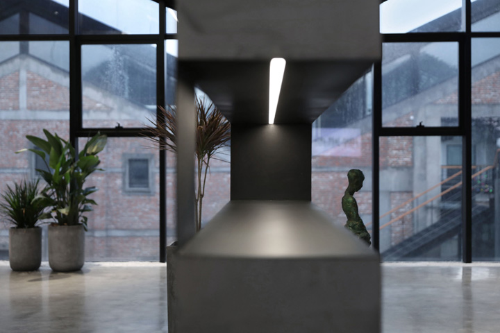 上海300平方老倉庫改造辦公室裝修設計實景圖