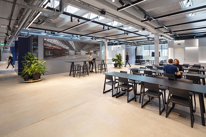 舊車庫改造成創新可持續總部辦公樓裝修設計實景圖