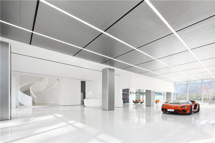 知名進口汽車集團總部辦公樓&展廳裝修設計方案