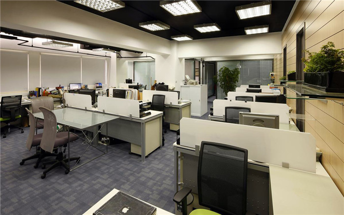 鄭州專業辦公室裝修公司分享設計公司辦公室裝修實景圖
