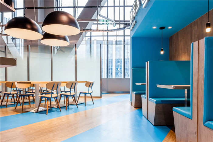 創(chuàng)新餐廳裝修   盒馬機(jī)器人主題餐廳裝修設(shè)計(jì)實(shí)景圖