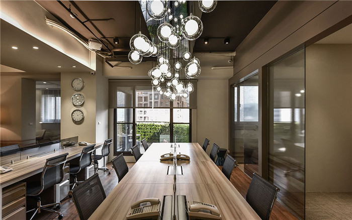 鄭州高端國際金融公司辦公室裝修設計實景圖