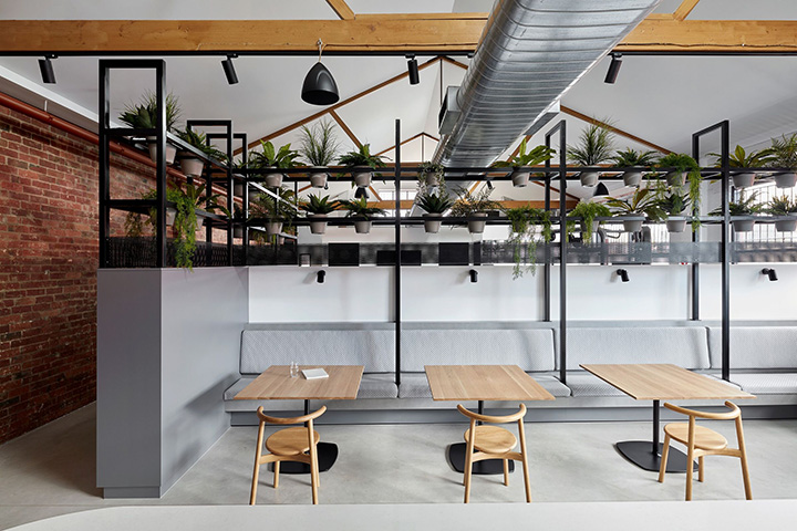 國外設計公司摩登工業風舊廠房改造辦公室休閑區裝修案例