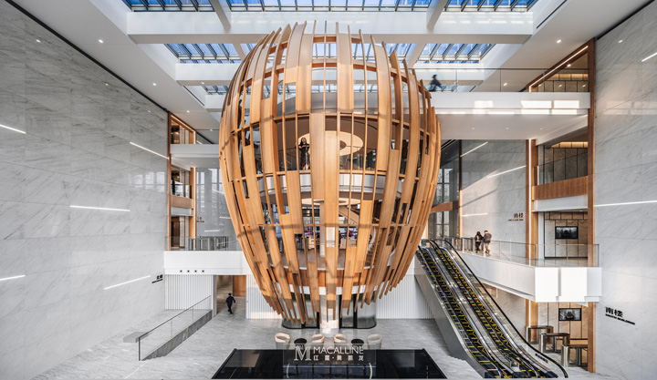 以家為主題的紅星美凱龍總部辦公樓裝置藝術裝修設計案例