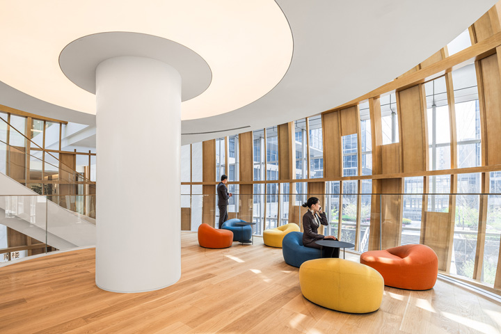 以家為主題的紅星美凱龍總部辦公樓休閑區裝修設計案例