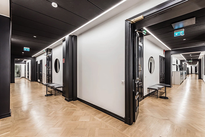 時尚優雅的Vainu軟件公司辦公室走廊改造設計裝修方案