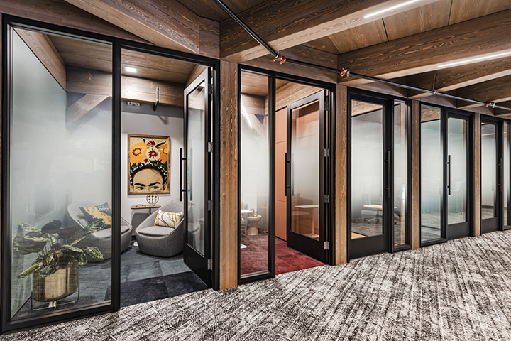 One Workplace家具公司總部辦公升級改造裝修方案