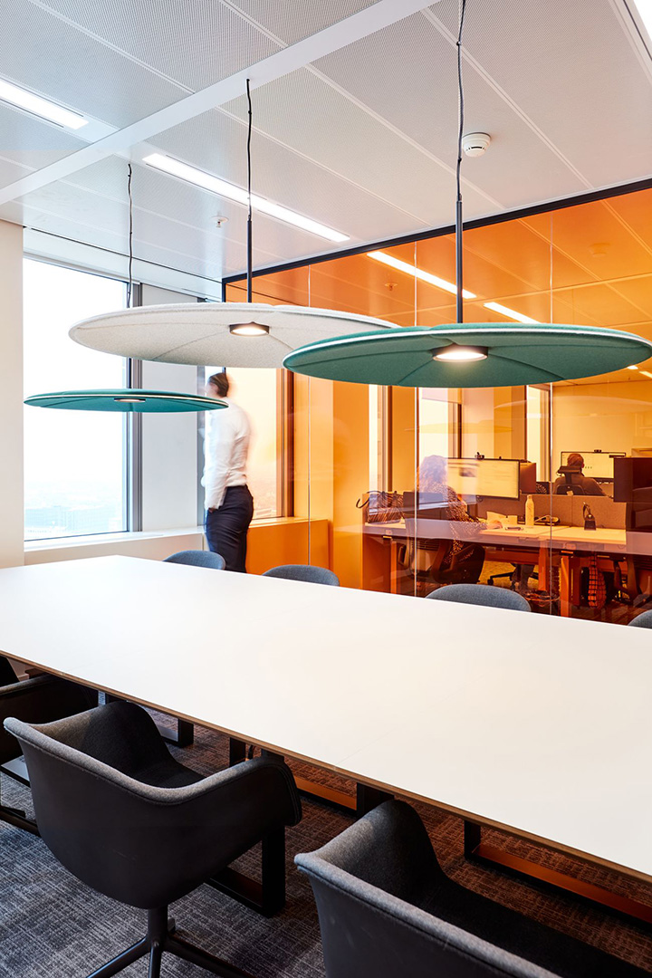 時尚多元化金融公司辦公室翻新改造裝修設計方案 時尚多元化金融公司辦公室翻新改造裝修設計方案