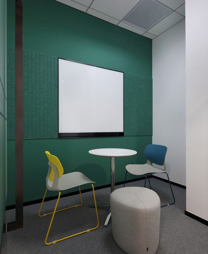 中國最大的在線理財教育機構辦公樓小型洽談室裝修設計方案