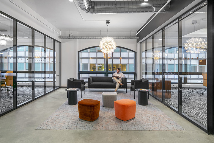 時尚靈動的財富商業雜志公司辦公室休閑區裝修設計方案