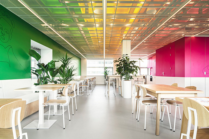 Aidsfonds如彩虹般絢爛的時尚辦公室裝修設計實景圖