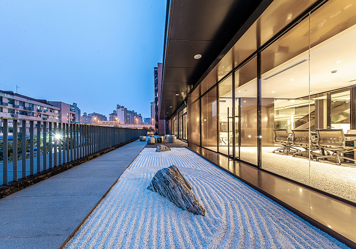 老廠房變身新展廳  Logic上海家具展廳裝修設計方案