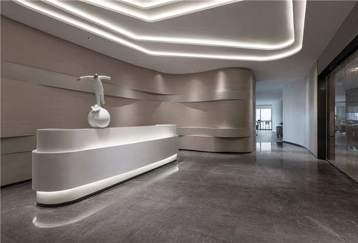 新型聯(lián)合辦公設(shè)計  質(zhì)感和舒適并重的辦公室前臺裝修方案