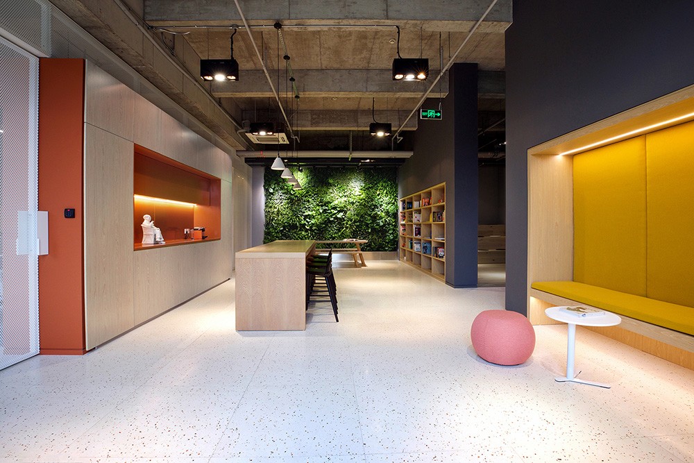 400平極簡工業(yè)風(fēng)圣東尼研究中心&辦公裝修設(shè)計方案 400平極簡工業(yè)風(fēng)圣東尼研究中心&辦公裝修設(shè)計方案