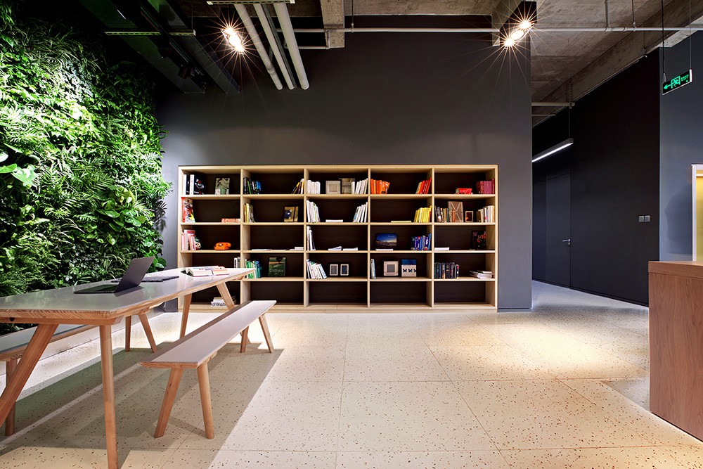 400平極簡工業(yè)風(fēng)圣東尼研究中心&辦公裝修設(shè)計方案 400平極簡工業(yè)風(fēng)圣東尼研究中心&辦公裝修設(shè)計方案