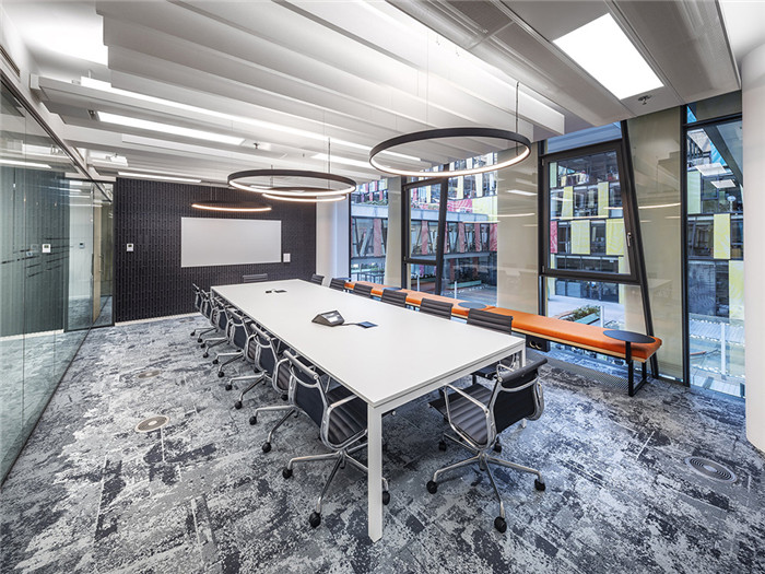 美國閃存制造科技公司可持續環保辦公裝修設計方案