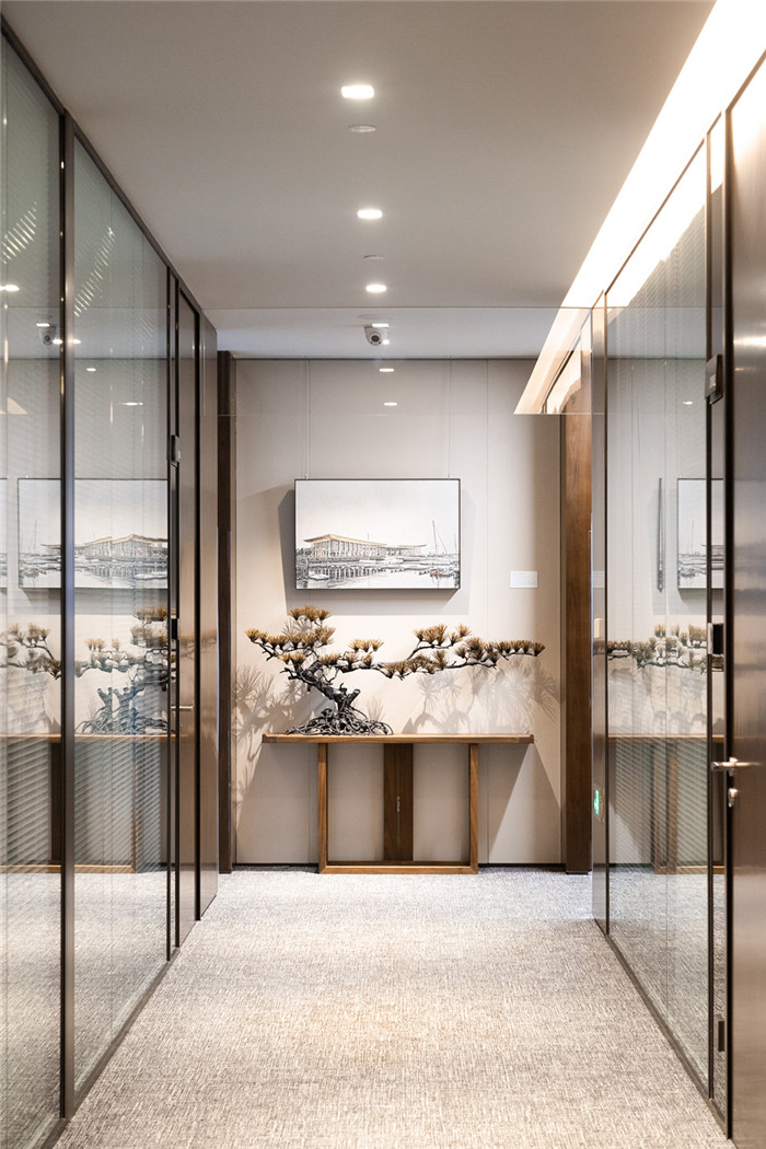 中建八局9000平高端中式總部辦公室裝修設(shè)計案例 中建八局9000平高端中式總部辦公室裝修設(shè)計案例