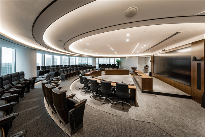 中建八局9000平高端中式總部辦公室多功能廳裝修設(shè)計案例 中建八局9000平高端中式總部辦公室多功能廳裝修設(shè)計案例