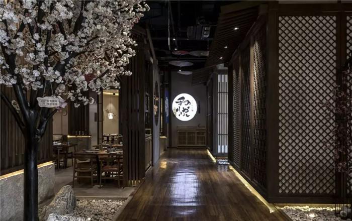 鄭州靠譜的裝修公司推薦超美的高端日料餐廳裝修案例 鄭州靠譜的裝修公司推薦超美的高端日料餐廳裝修案例