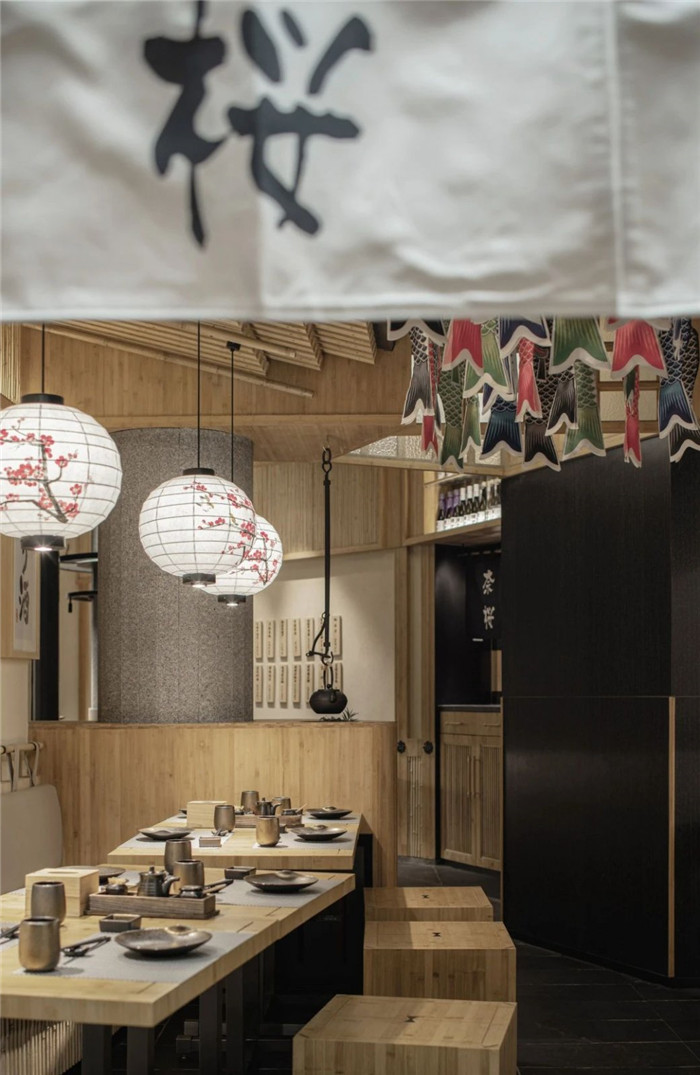 小而美的日料餐廳裝修設(shè)計(jì)案例 小而美的日料餐廳裝修設(shè)計(jì)案例