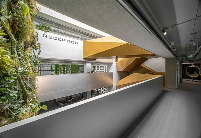 辦公樓樓梯設計-超炫酷的異次元主題集團總部辦公大樓裝修設計方案 辦公樓樓梯設計-超炫酷的異次元主題集團總部辦公大樓裝修設計方案