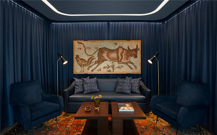 VIP洽談室裝修設計-如藝術畫廊般高品質房地產開發公司辦公樓裝修方案