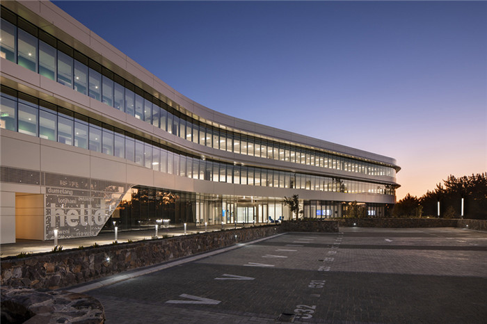 時尚優雅的Capitec銀行總部辦公大樓裝修設計方案