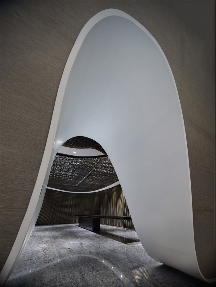 前廳裝修實景圖-綠地集團上海總部辦公室裝修  引領智慧辦公設計風尚