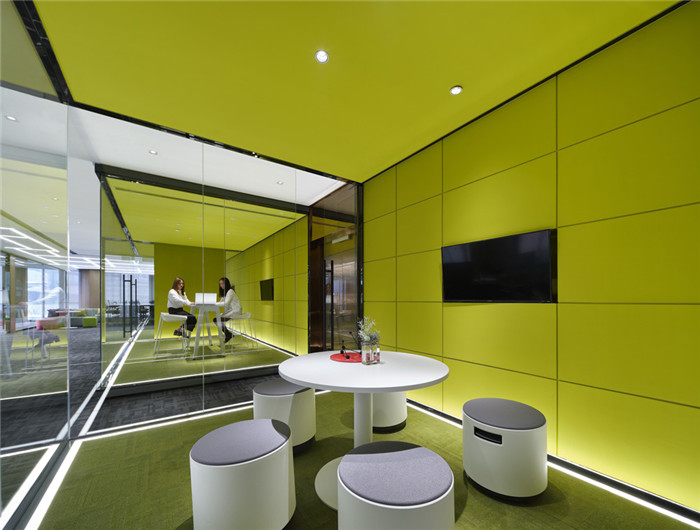 靈活辦公區設計-綠地集團上海總部辦公室裝修  引領智慧辦公設計風尚