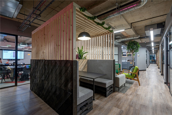 以幸福和健康為主題的聯合共享辦公室裝修設計方案 以幸福和健康為主題的聯合共享辦公室裝修設計方案