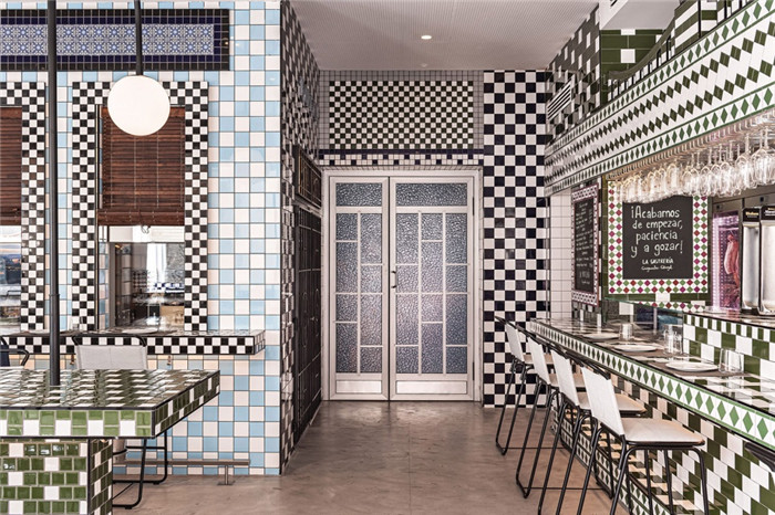 以海洋為主題的西班牙海鮮酒吧餐廳裝修設計方案 以海洋為主題的西班牙海鮮酒吧餐廳裝修設計方案