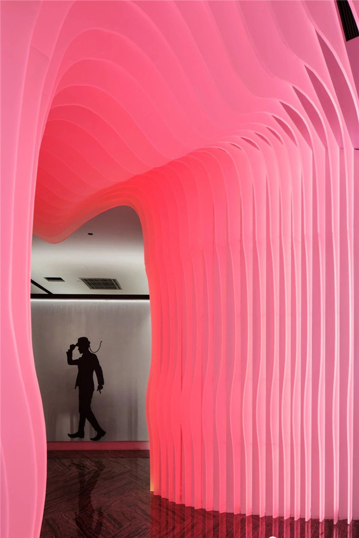 創意餐廳入口設計-鄭州創意餐廳裝修公司推薦Young藝術餐廳裝修設計 創意餐廳入口設計-鄭州創意餐廳裝修公司推薦Young藝術餐廳裝修設計