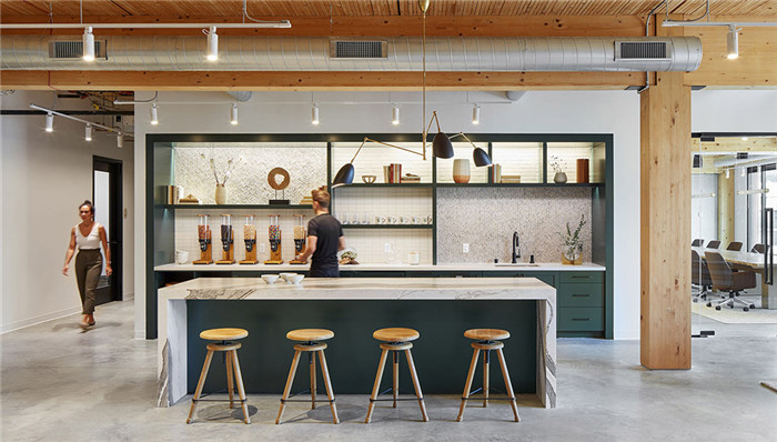 溫暖時尚的工業風食品制造集團總部辦公室裝修方案 溫暖時尚的工業風食品制造集團總部辦公室裝修方案