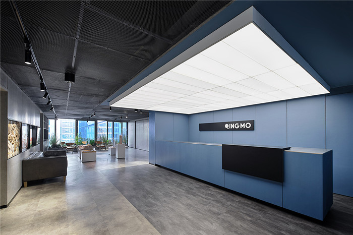 辦公室前臺(tái)裝修設(shè)計(jì)-簡(jiǎn)潔高效的知名建筑設(shè)計(jì)公司辦公室裝修方案 辦公室前臺(tái)裝修設(shè)計(jì)-簡(jiǎn)潔高效的知名建筑設(shè)計(jì)公司辦公室裝修方案