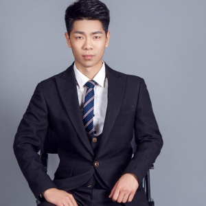 設計師：楊振東